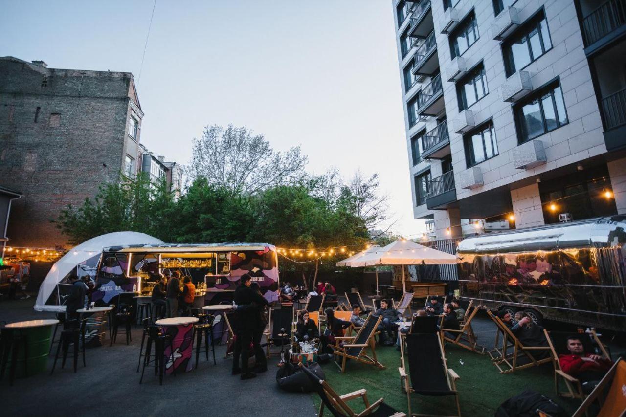 P2B Hostel & Bar Kiev Esterno foto